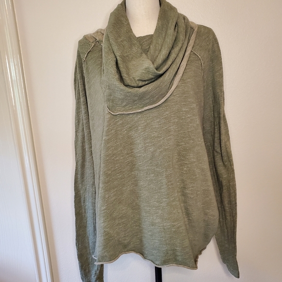 Free People Beach Cacoon Cowl Neck Pullover in Green - Picture 2 of 9